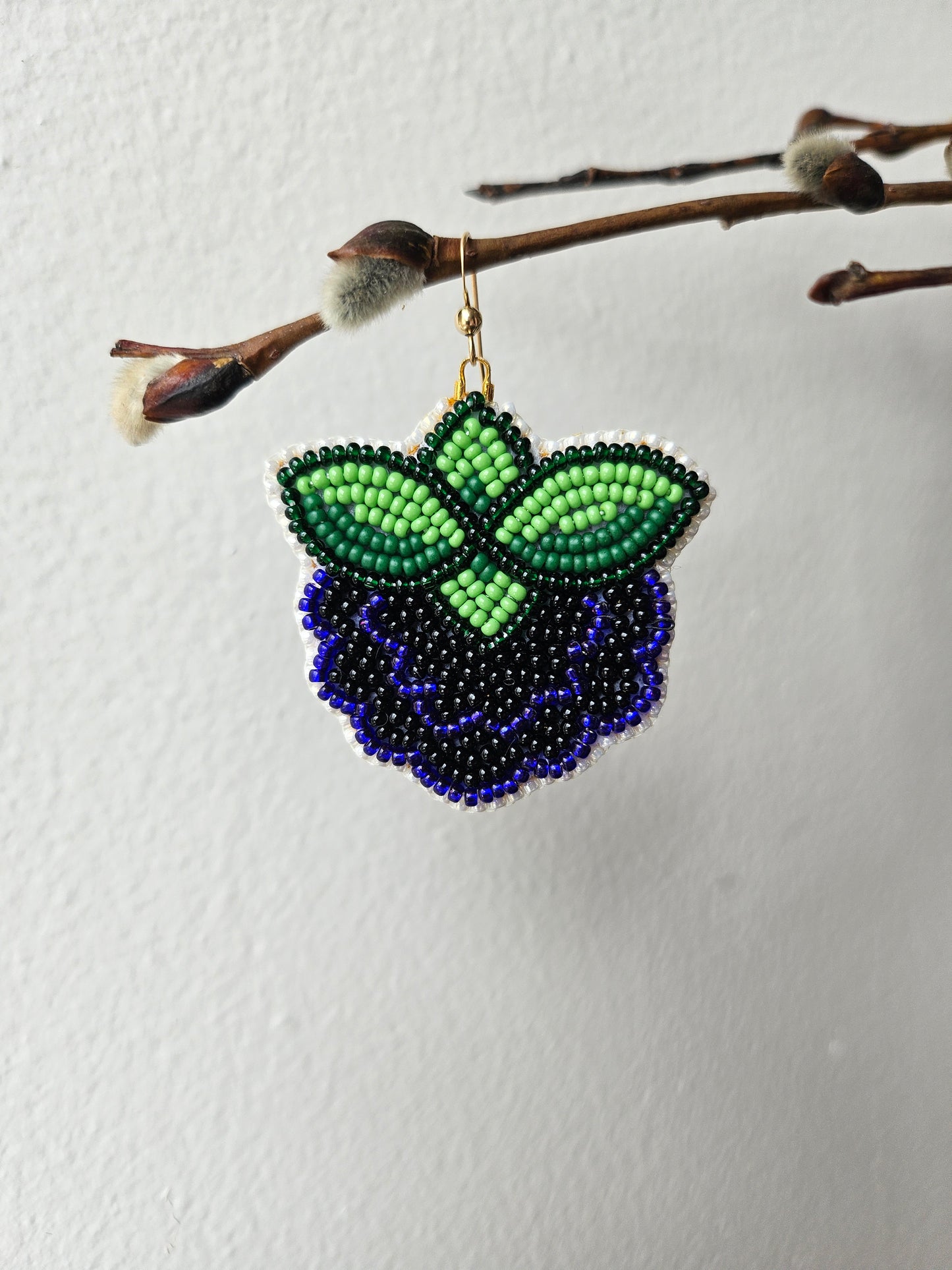 Odatagaagomin (Blackberry) Earrings
